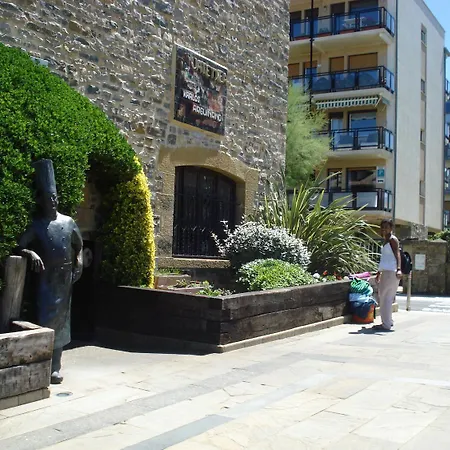 Playa בית הארחה זראוטס